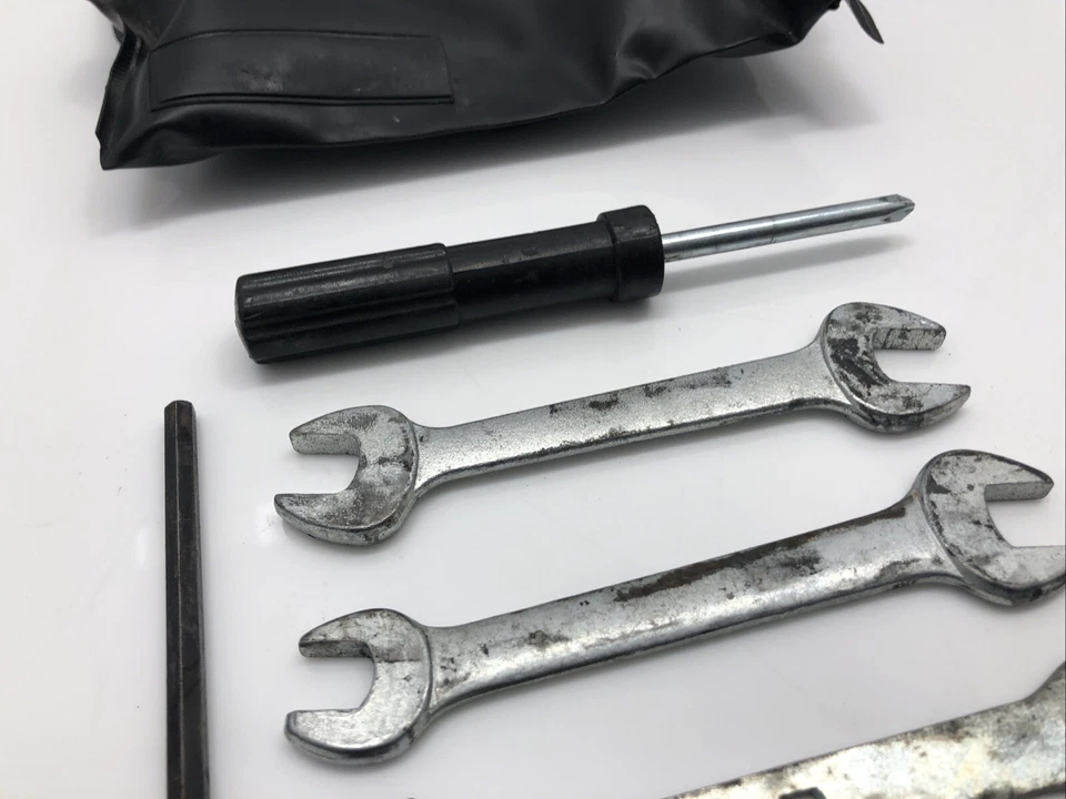 ♻️ Juego de herramientas originales Honda Vfr 1200 F-D Vfr1200f 2012 - 2016 ♻️ Foto 3 de 4