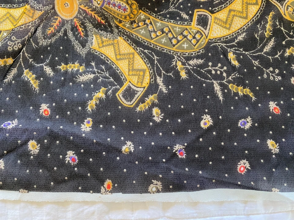 Vintage 1980s  Black Flower Mod paisley Fabric  Remnant thin semi sheer knit - Image 4 of 4