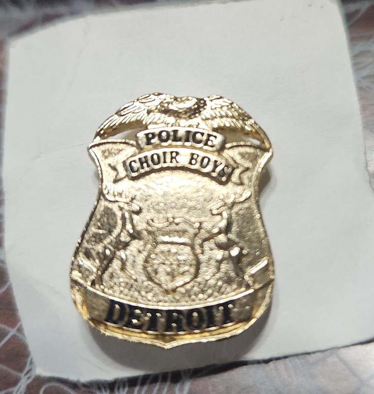 Vintage Detroit Police Chior Boy Push Pin Nwt