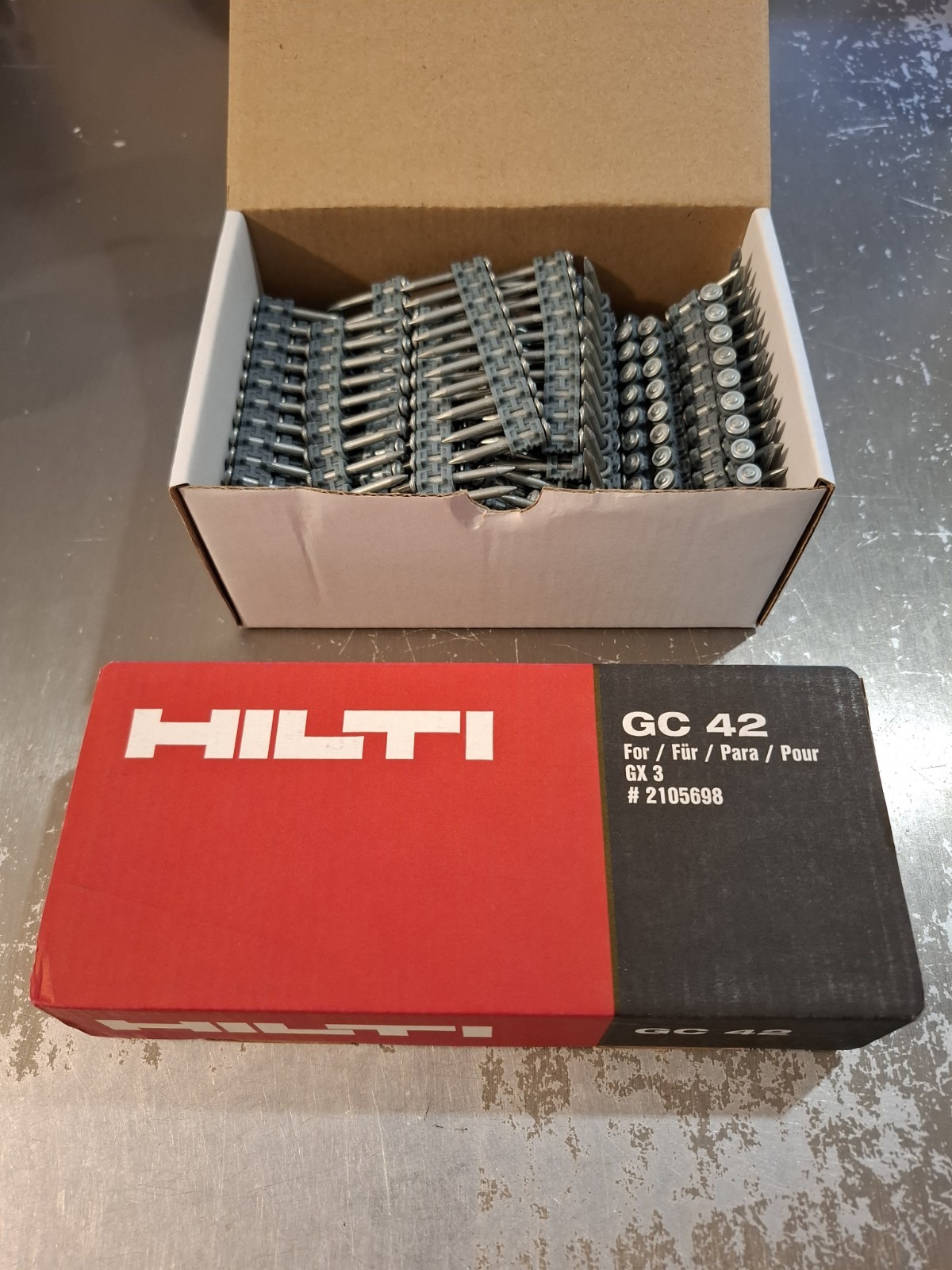 Clous 27mm Hilti X-GN 27 MX et recharge gaz GC 42 pour pistolet de scellement GX 3