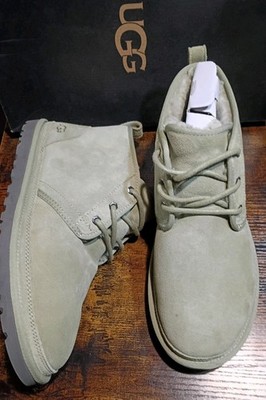Mens ugg Neumel Suede Sheepskin boots sz 11.0 Light Green