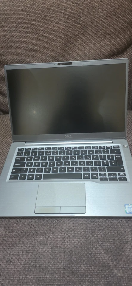 Dell Latitude 7300 · i7-8665U · 8GB · 238GB, photo 2 of 5