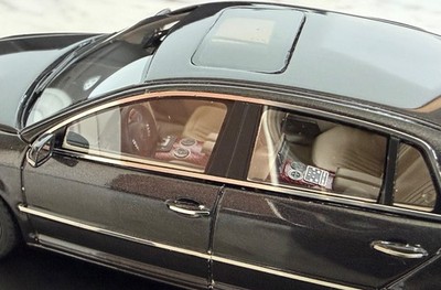 Look Smart 1:43 VW PHAETON W12  SCHWARZ   SEHR PRÄZISE  SEHR SELTEN  OVP