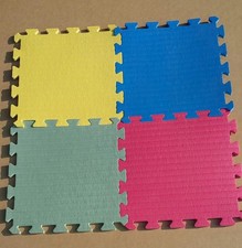 TATAMI 31x31x1 a puzzle offerta 16 pz  a € 19,99 colori vari come  a disposizion