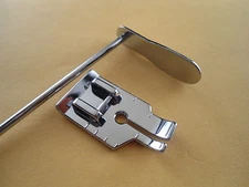 1/4" PATCHWORK QUILTING FOOT WITH GUIDE SNAP ON for SINGER #P60603