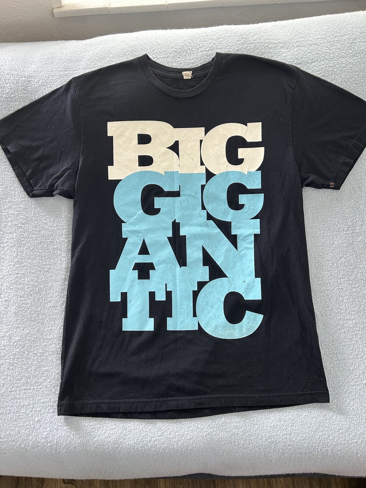 Men’s T-Shirt Large Black Music ￼