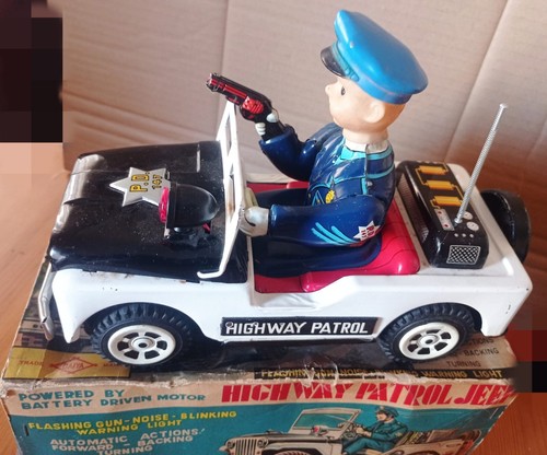 JUGUETE DAIYA JAPÓNESA JEEP DE POLICÍA DE LA PATRULLA DE CARRETERAS P.D.147 - Imagen 4 de 19