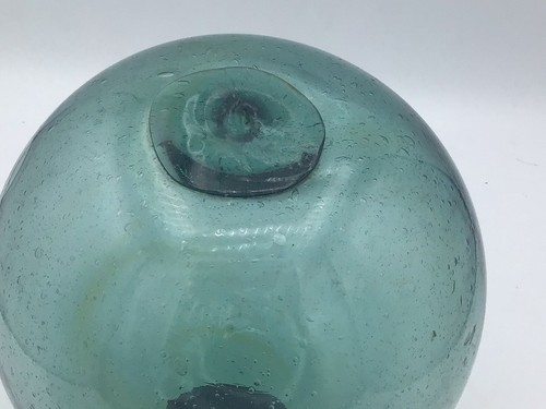 Galleggiante palla da pesca vetro verde giapponese vintage sfera 22” soffiata a mano bolle mare - Foto 2 di 3
