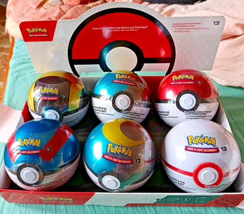 Pokémon Card Game Poké Ball Tin 2024 SET COMPLETO CON BOX IN ITALIANO - Foto 3 di 6
