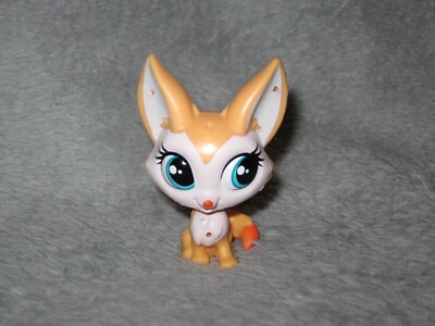 Hasbro Littlest Pet Shop LPS - #3810 Roxy Reddington Fox