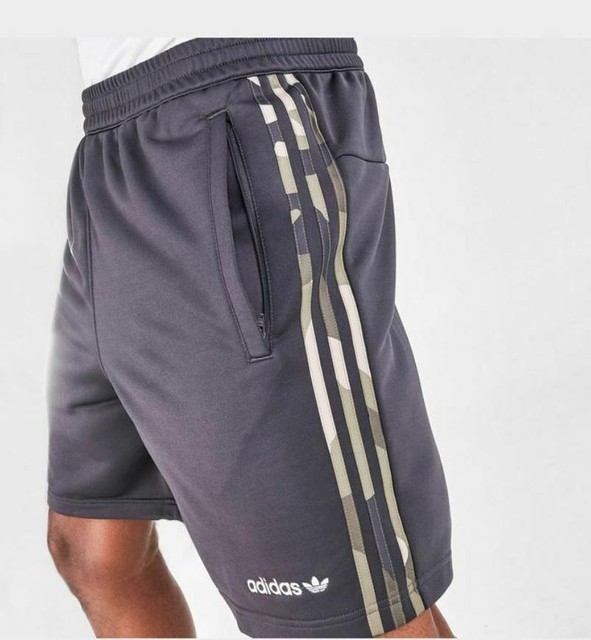 adidas originals russia shorts