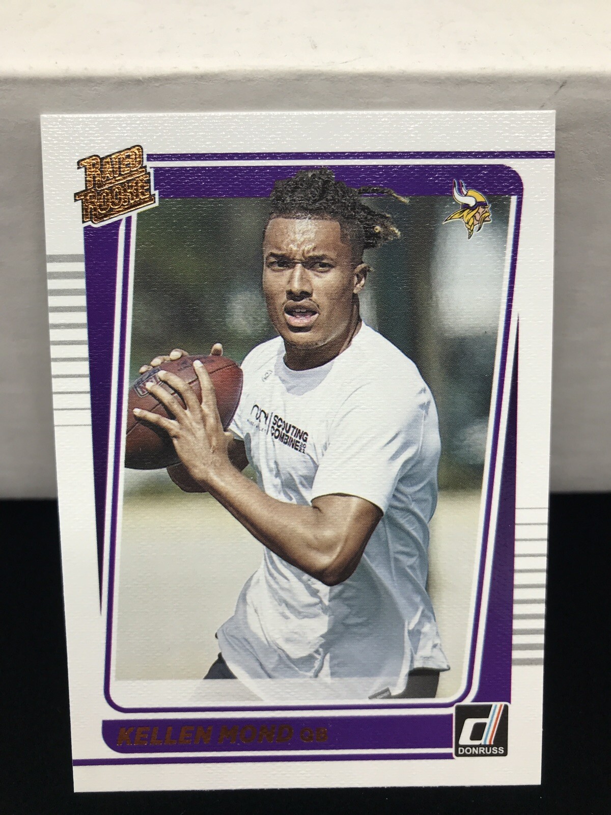 Kellen Mond Canvas Portrait Rated Rookie 2021 Donruss Football #256 RC Browns