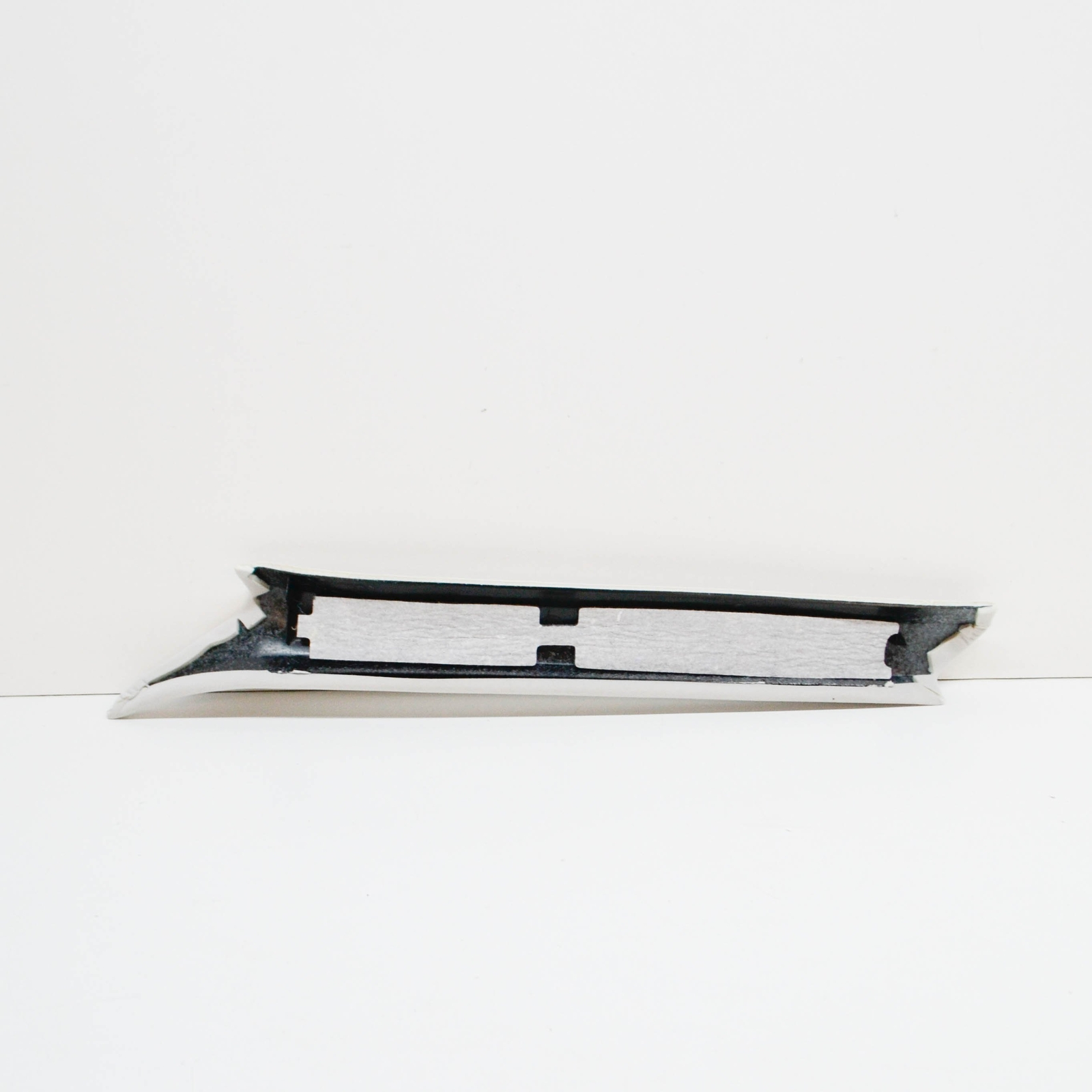 NEW BMW 8 E31 FRONT RIGHT A-PILLAR TRIM 51438156466 8156466 