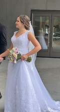 wedding dress size 4 used