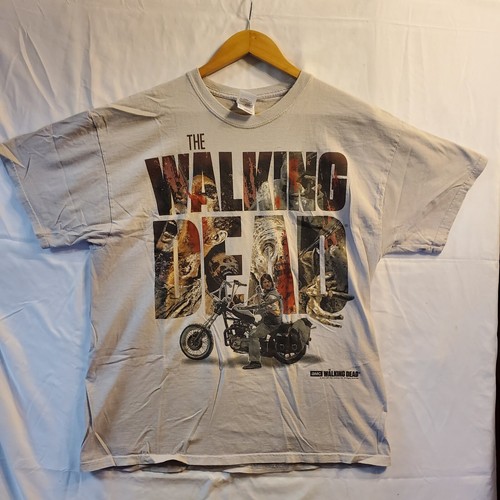 Walking Dead AMC 2014 Zombie Shirt Original Fruit Of The Loom Size XL