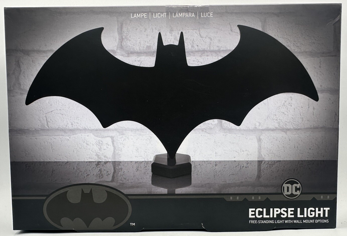 Paladone DC Batman Eclipse Light Free-Standing With Optional Wall Mounts