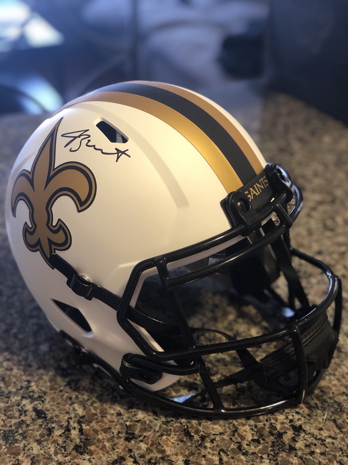 jameis winston New Orleans Saints Auto Lunar Eclipse Full Size Auth Helmet COA 