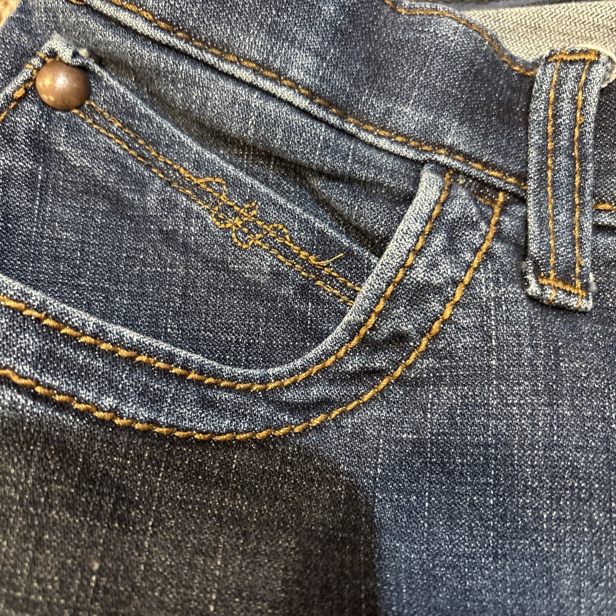 Wrangler Women’s Willow Ultimate Riding Jeans 9x32 Blue Denim Western Bootcut View 4