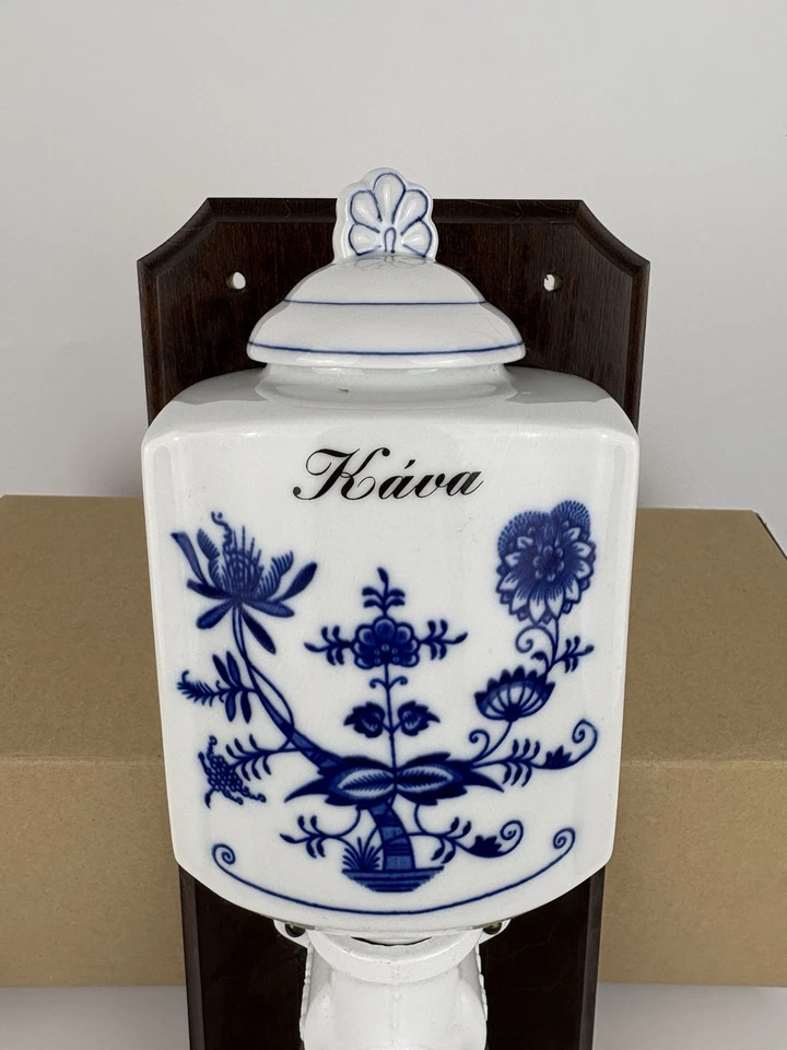 Vintage Porkert Kavu Coffee Mill Grinder Wall Mounted KM40 model 1 - Image 2 of 4