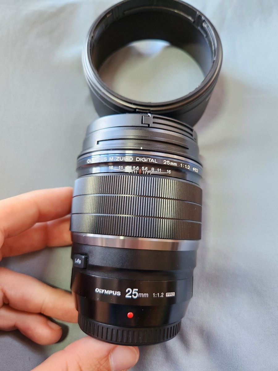 【中古】「未使用品」Olympus M.Zuiko Digital - Lens - 25 mm - f/1.2 PRO ED - Micro Four Thirds Olympus M.Zuiko Digital ED 25mm F1.2 PRO Lens, for Micro Four