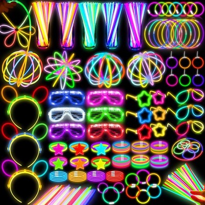 242PCS Glow Sticks, Glow in the Dark 4th of July Party Favors Party Supplies for