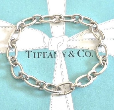Authentisches Tiffany & Co Armband mit Verschluss am Ende. Ovale & runde Glieder
