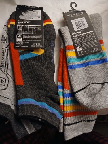 Lot: 6 Pairs of Sony Playstation Socks Brand New - BioWorld w/Tags! - Picture 2 of 4