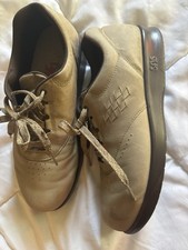 SAS Walk Easy Sage USA Made Comfort Shoe Tan Women 9.5 W Lace Up