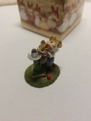 Wee Forest Folk M-181, Little Squirt 1991. William Petersen.