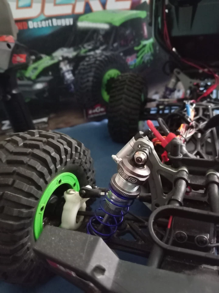 macchina radiocomandata elettrica 1/10 - Immagine 4 di 4