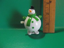 Wind-Up Collectible Fatty Snowman 2.5"in Wing-Hing 2009