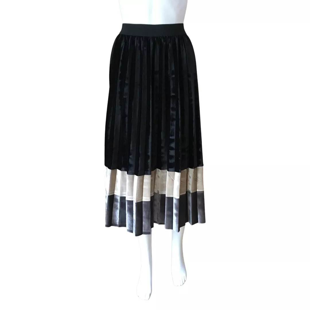 Molly bracken womens size L XL velvet pleated midi skirt elatic waist black NWT