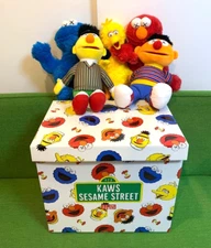 Poupée peluche Kaws x UNIQLO Sesame Street boîte complète LIMITED 5 set Japan...