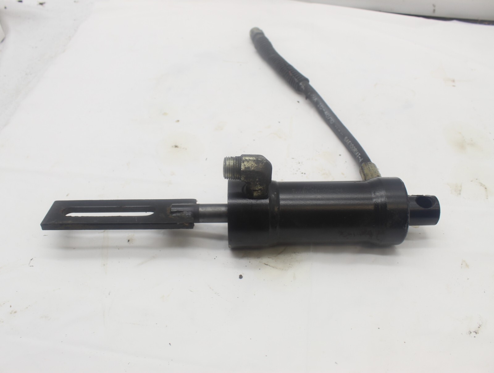 John Deere GX335 Hydraulic Deck Lift Cylinder AM130160 eBay