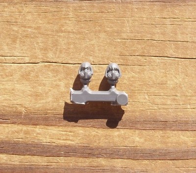 40K Sisters of Battle Battle Sisters Head Respirator Heads Bits 2 Bitz