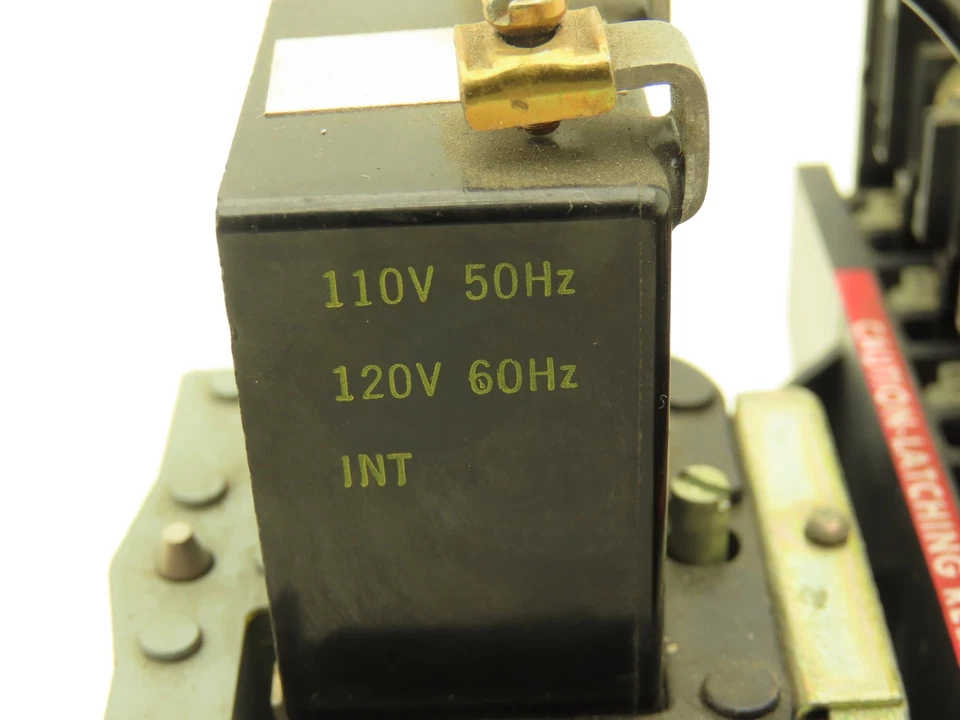 Square D LL0 60 Lighting Contactor 600VAC 20A 250VDC Max Coil-120V - Image 3 of 4