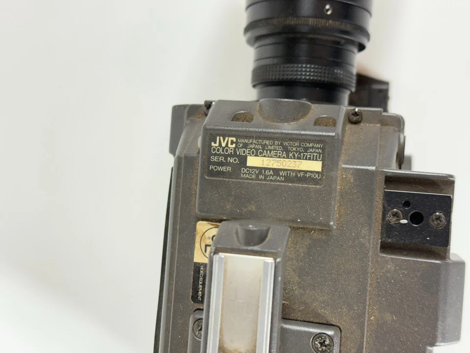 JVC KY-17FIT Broadcast Digital Video Camera and Zoom Lens - Image 3 of 4