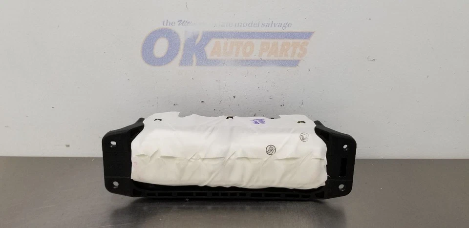 17 MERCEDES BENZ C63S AMG W205 SEDAN DASH SRS FRONT RIGHT PASSENGER 2058605200 Foto 2 de 4