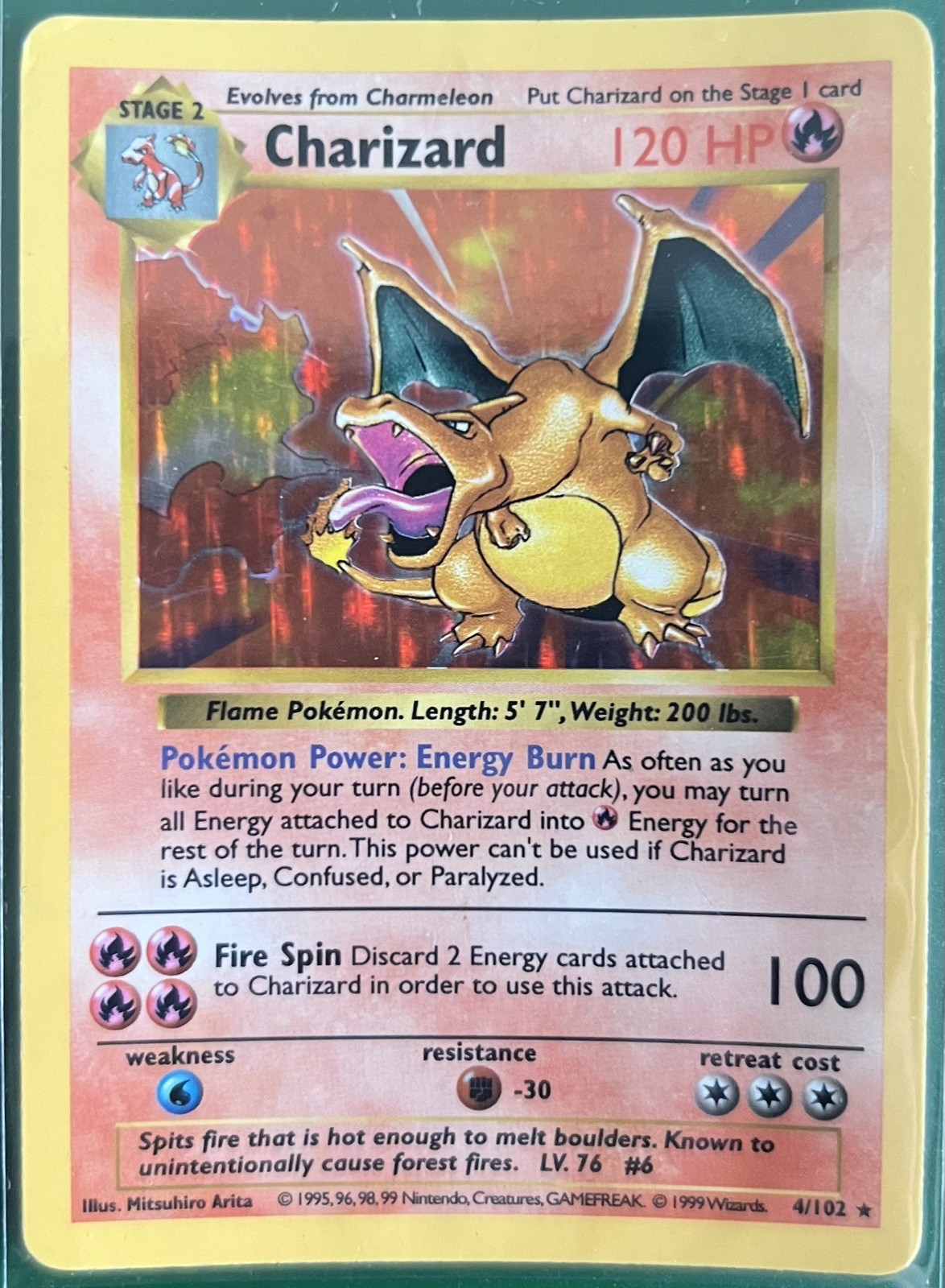 1999 Pokémon Charizard 4/102 Base Set Shadowless Holo WOTC HP – Strong Front