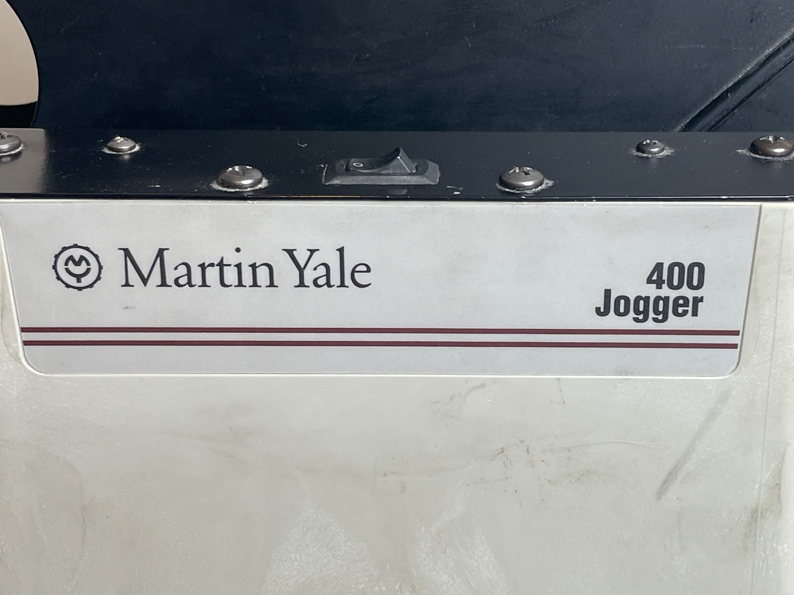Martin Yale 400 Paper Jogger Tabletop – Single Bin Desktop Jogger 115V (2)