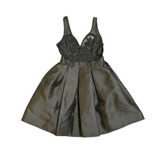 Maniju Sleeveless Mini Cocktail V-Neck Dress Intricate Crochet Lace Floral SZ M