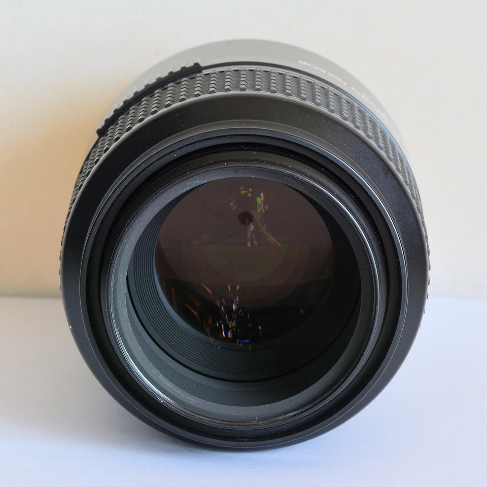Nikon Micro-Nikkor 105mm f/2.8 AF-D Macro Lens BOXED VGC - Image 3 of 4