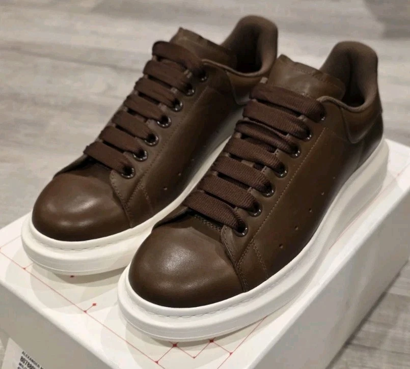 Alexander McQueen — Alexander McQueen Men's Oversized Larry Sneakers, Size 9US (42EUR)
