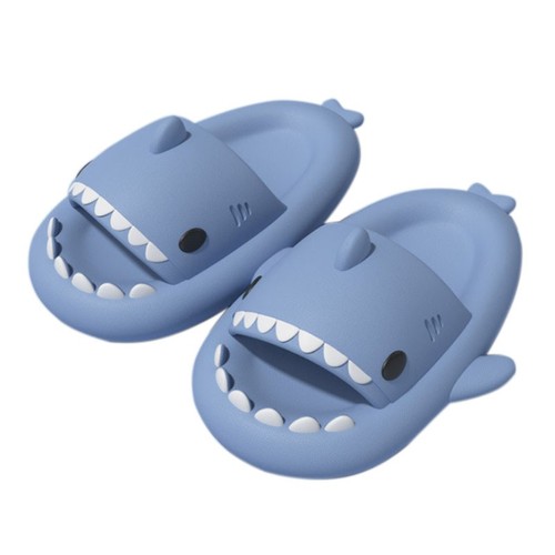 Shark Design Slippers – Quick Dry, Anti-Slip Comfort Slides for All Ages - Picture 5 of 10