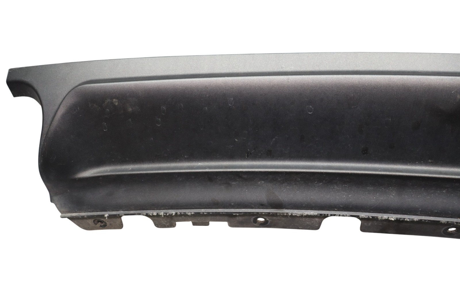 14-19 Maserati Ghibli Rear Bumper Center Lower Molding Trim Panel 670010777 Oem