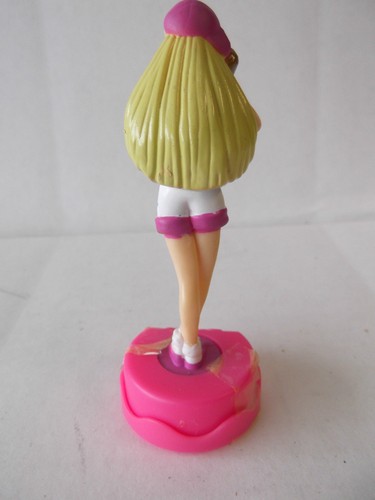 MATTEL INC. BARBIE STAMPER TARA TOY 1998 BARBIE HOLDING DOG - Picture 2 of 2