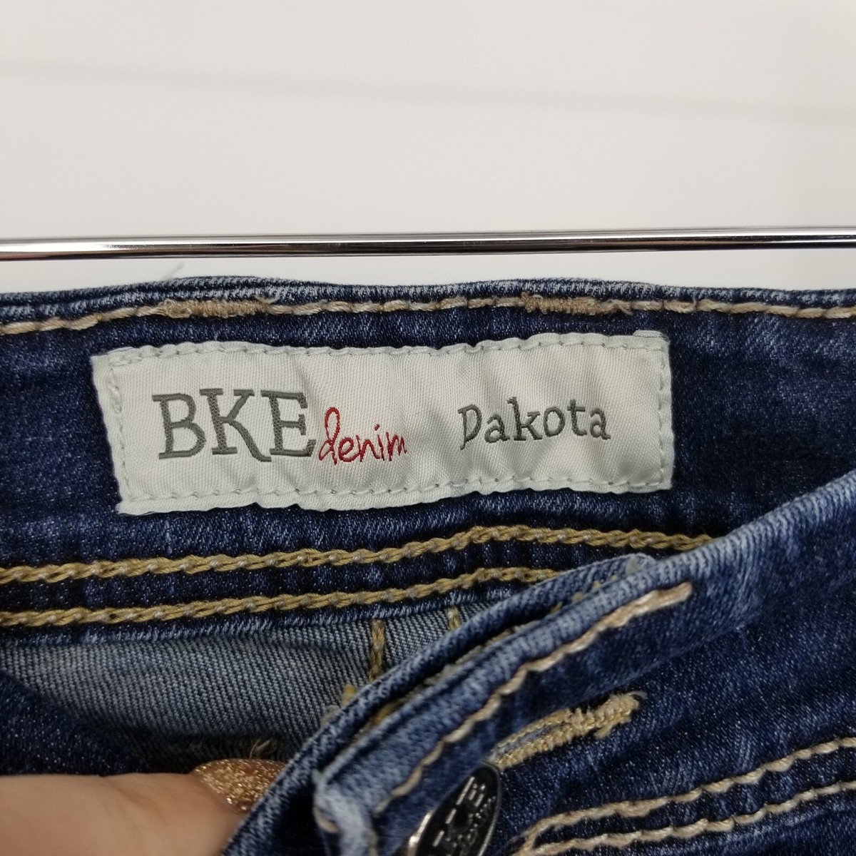BKE Denim Dakota Buckle Women's Jeans Blue Cropped Stretch