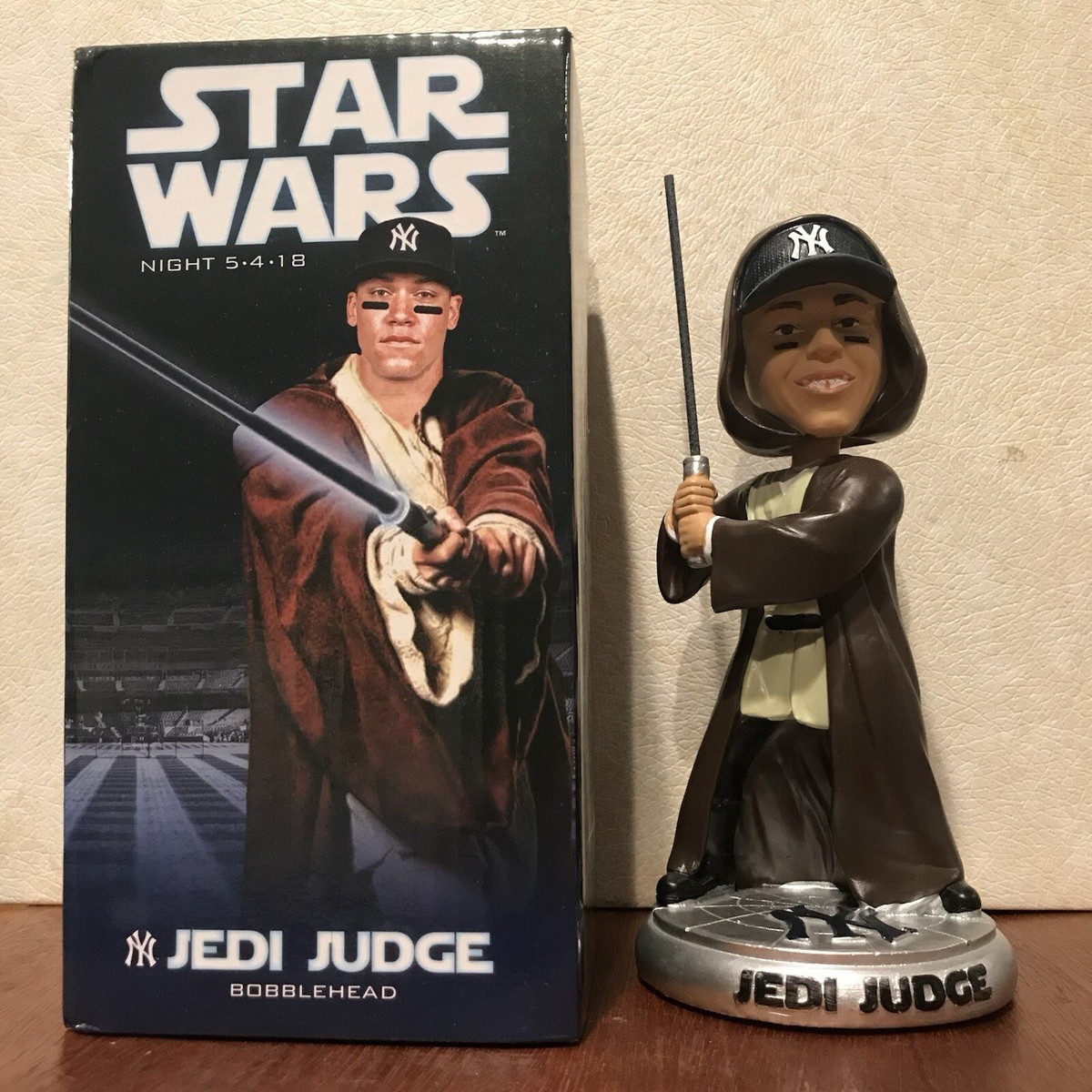 スター・ウォーズ JEDI JUDGE ボブルヘッド・フィギュア（ヤンキース） Giancarlo Stanton + Aaron Judge Jedi Star Wars Bobblehead