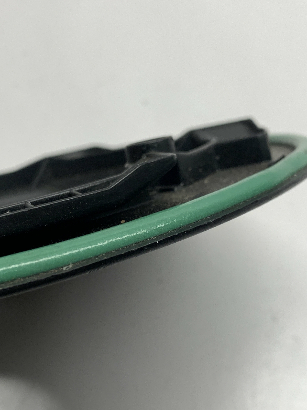 2020 BMW 3 G20 M 340i Fuel Pump Cover Cap Under Rear Seat 9450873