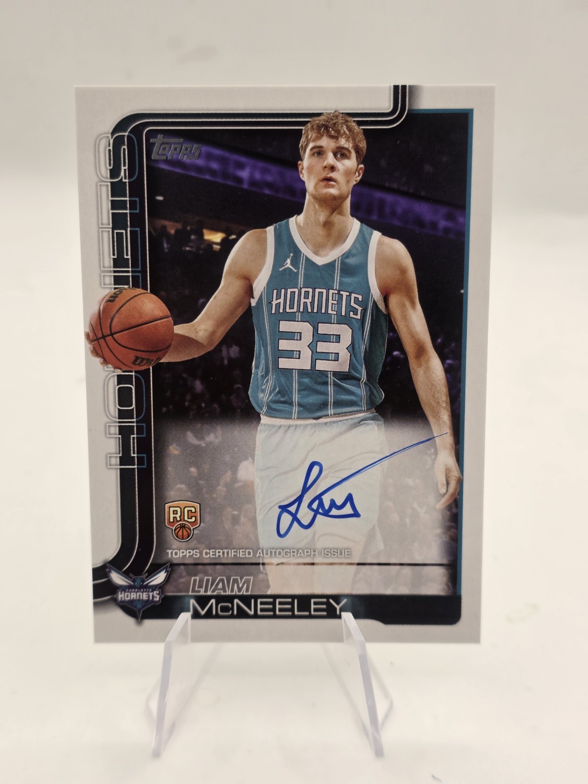 2025 Topps Basketball Liam McNeeley Real One Auto TFRR-LM RC Rookie ON CARD